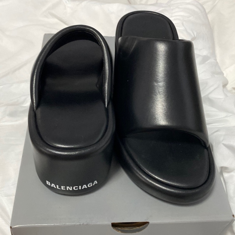 Balenciaga NWT black wedge platform mule.  comfy like crocs fits 9.5 -11 size41